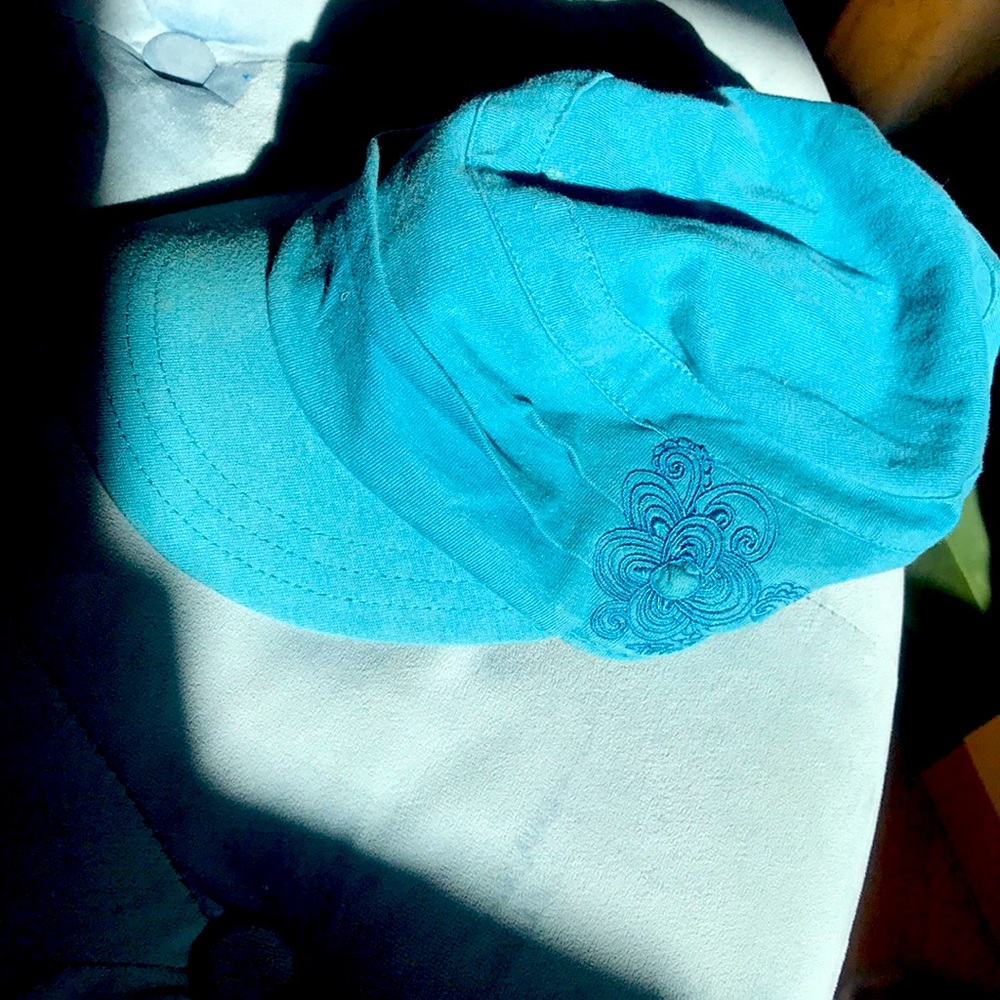 Cute Lieutenant’s hat with flower design